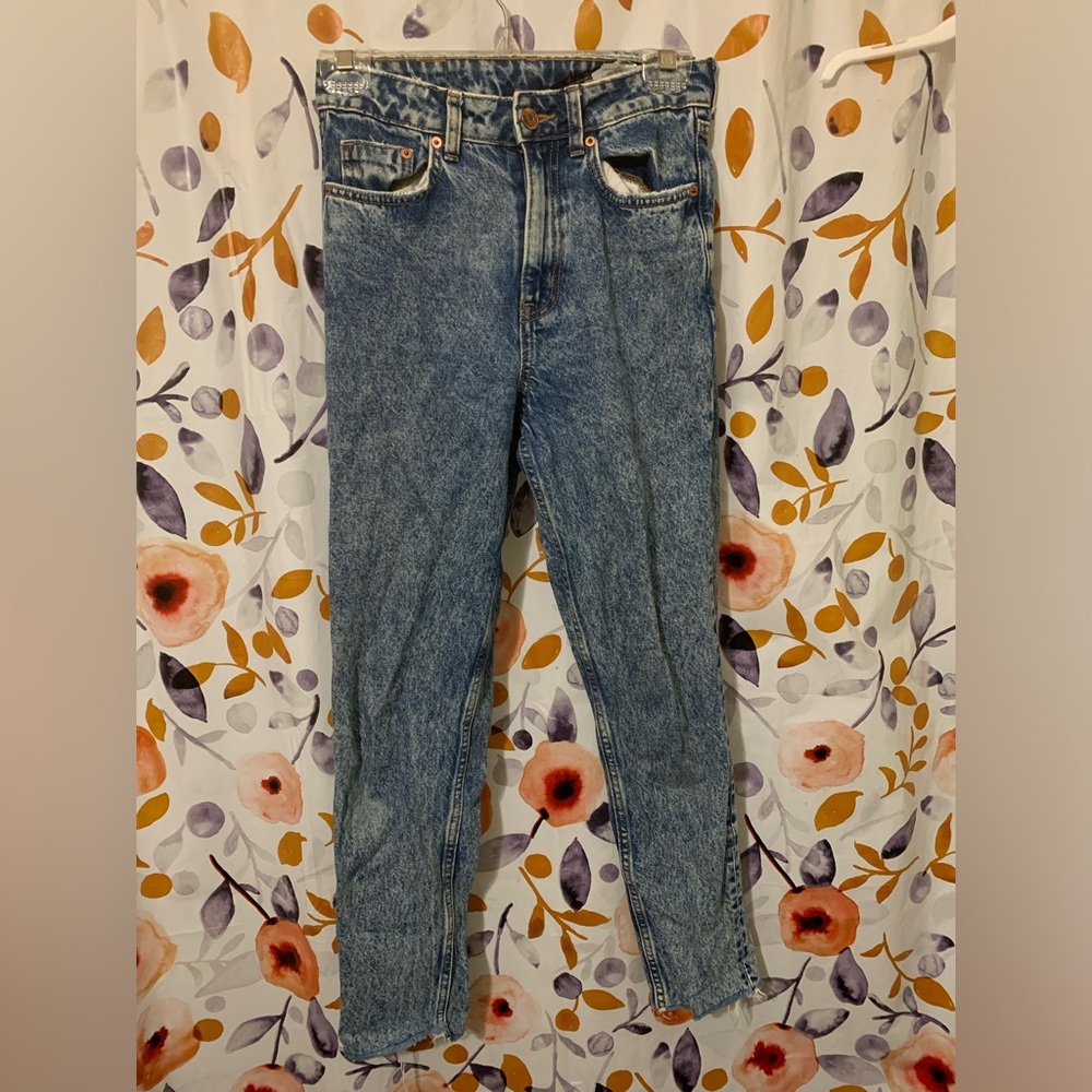 H&M Classic High-Rise Blue Jeans Sz 4
